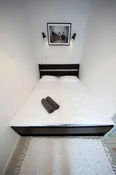 Hotel Bently Old Town 4*