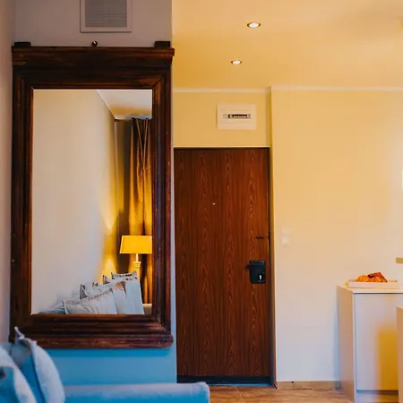 Bently Old Town Hotel 4*